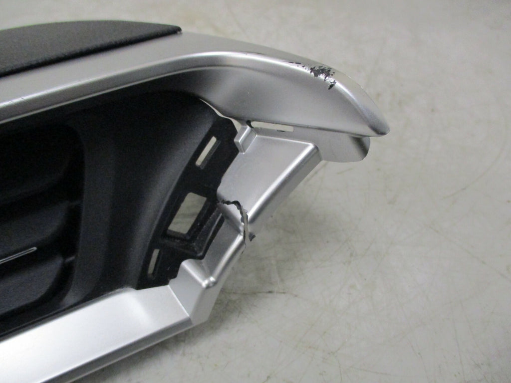 HONDA JAZZ MK4 2018 CENTRE DASHBOARD AIR HEATER VENT SURROUND TRIM 77610-T5A