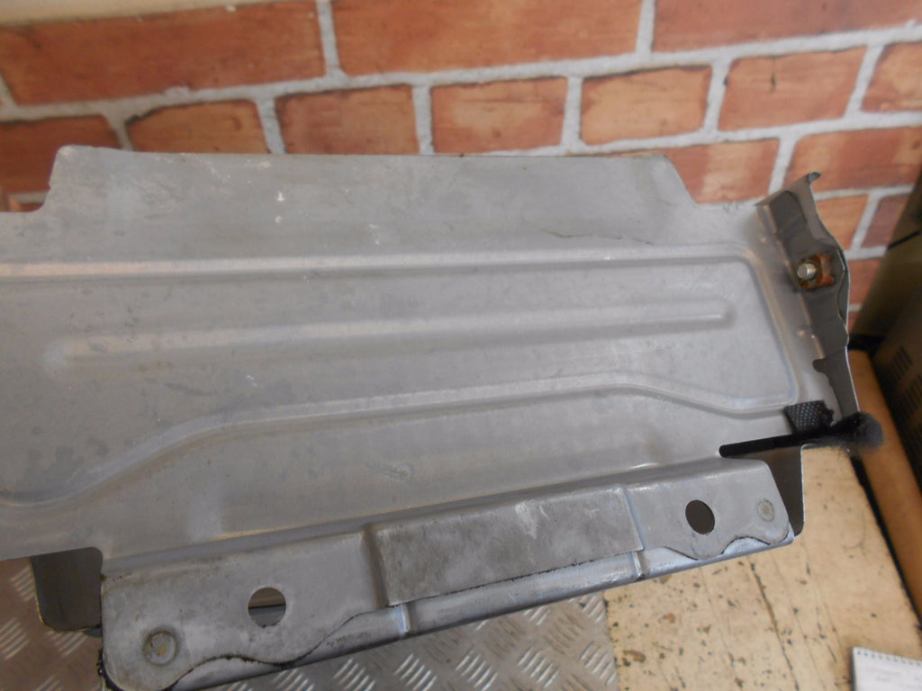 LEXUS CT200H HYBRID 2014 METAL BATTERY COVER G9280-76011