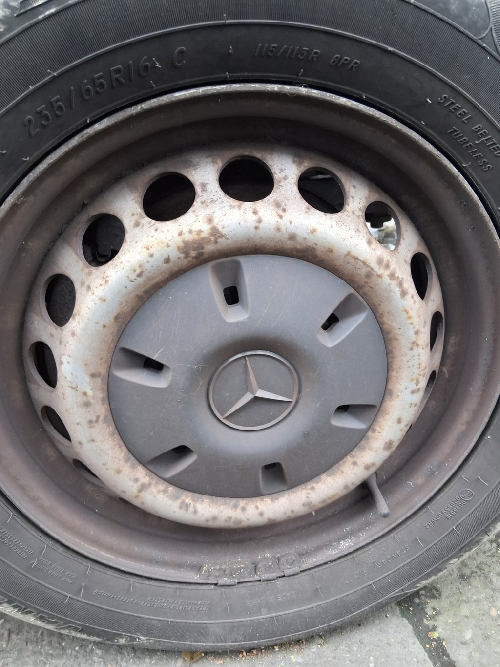 2016 MERCEDES SPRINTER MK2 W906 16 INCH STEEL WHEEL WITH TYRE 235/65R16