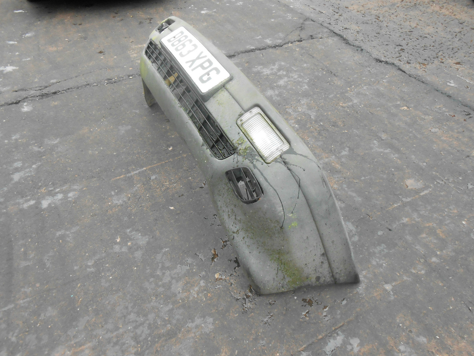 AUDI 80 B3 89 1986 BLACK PLASTIC FRONT BUMPER FOG LIGHT TYPE 893807101C