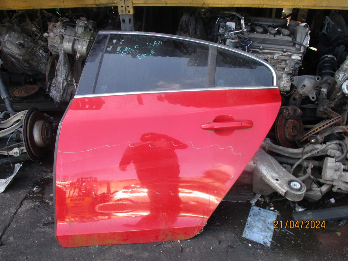 VOLVO S60 2014 MK2 NSR PASSENGER SIDE REAR COMPLETE DOOR RED
