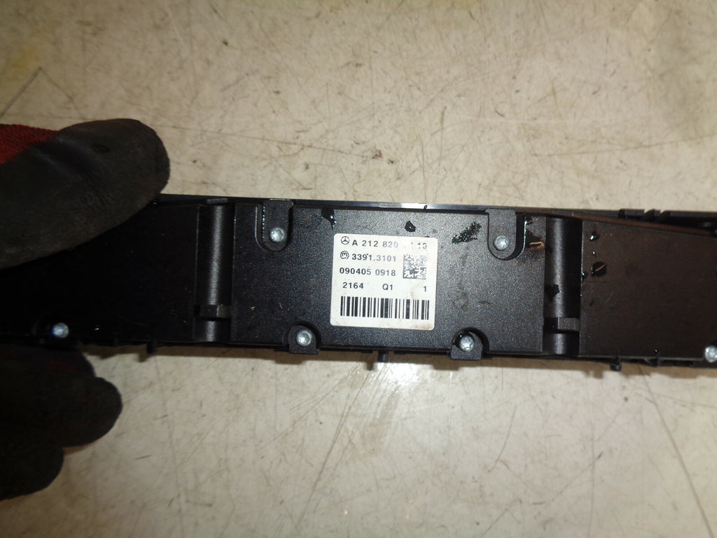 MERCEDES BENZ E CLASS W212 PDC HEATED SEATS CONTROLS PANEL SWITCH A2128209710