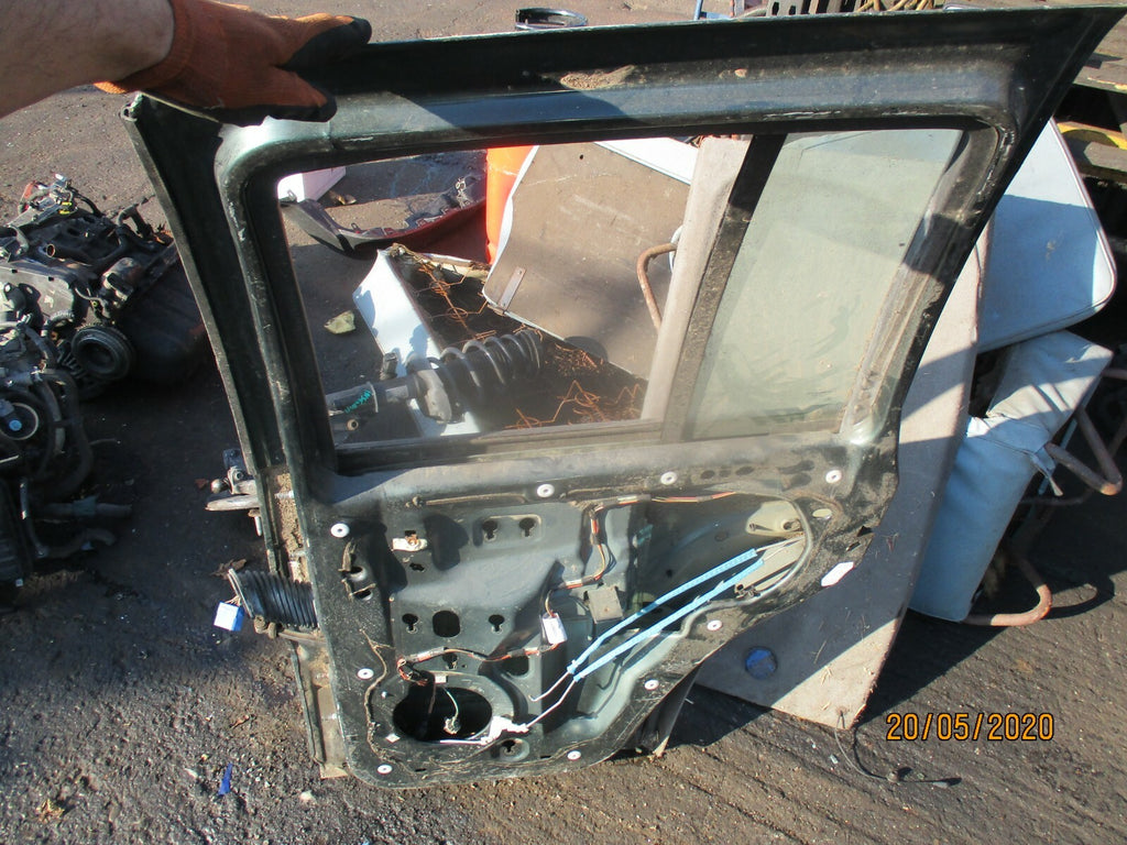 JEEP CHEROKEE SPORT 2001 - 2008 OSR DRIVER SIDE REAR DOOR GREEN