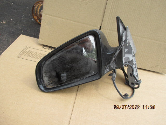 AUDI A4 B7 2007 NSF PASSENGER SIDE FRONT WING MIRROR BLACK