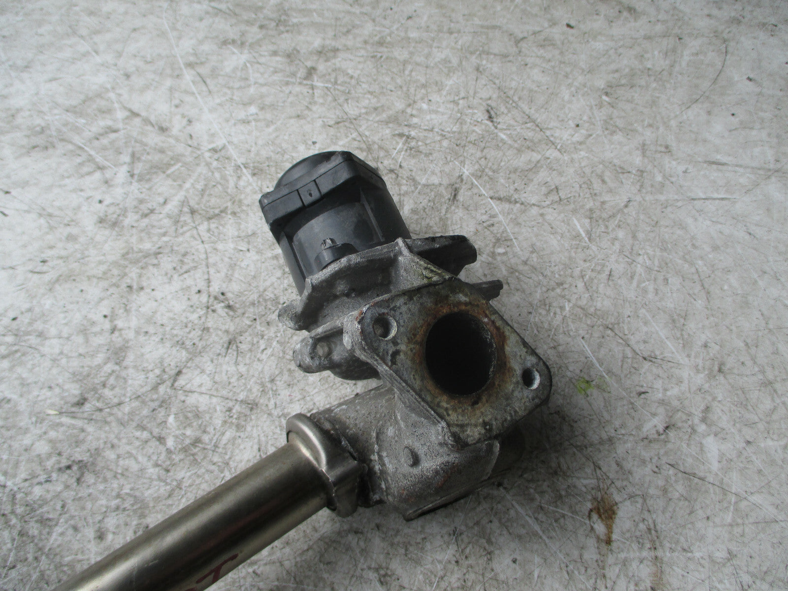 PEUGEOT 207 2006 1.4 DIESEL HDI EGR VALVE METAL PIPE ASSEMBLY 9658203780