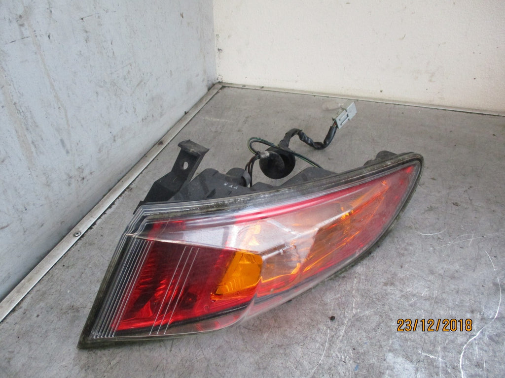 HONDA CIVIC MK8 OSR DRIVER SIDE OUTER REAR LIGHT