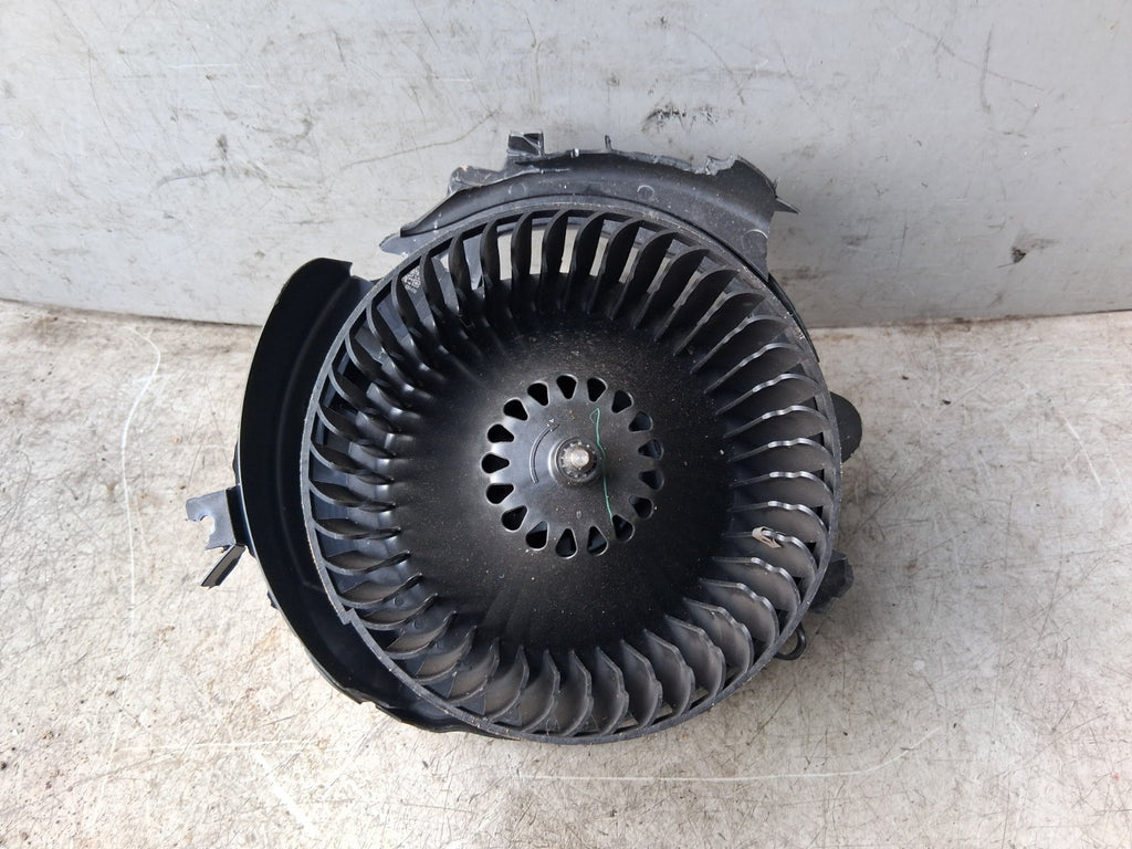 2022 VOLKSWAGEN CRAFTER MK2 HEATER BLOWER MOTOR FAN 5WC819021