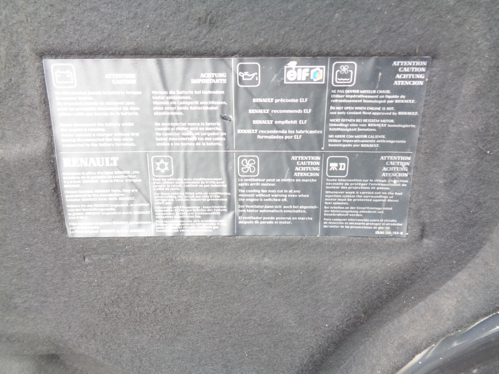 RENAULT MEGANE 2006 MK2 COMPLETE FRONT HOOD BOONET PANEL GREY