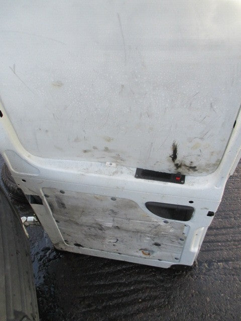 2020 SAIC LDV V80 HIGH ROOF OSR DRIVER SIDE REAR DOOR COMPLETE WHITE