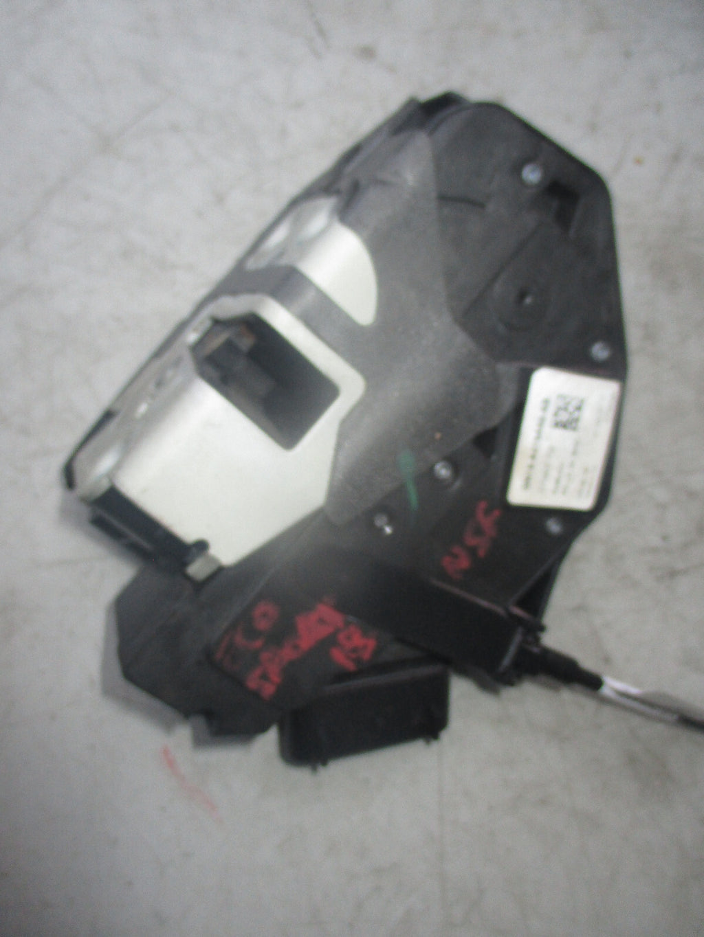 FORD ECOSPORT 2018 NSF PASSENGER SIDE FRONT 5 DOOR LOCK MECHANISM GN15A219A65AB