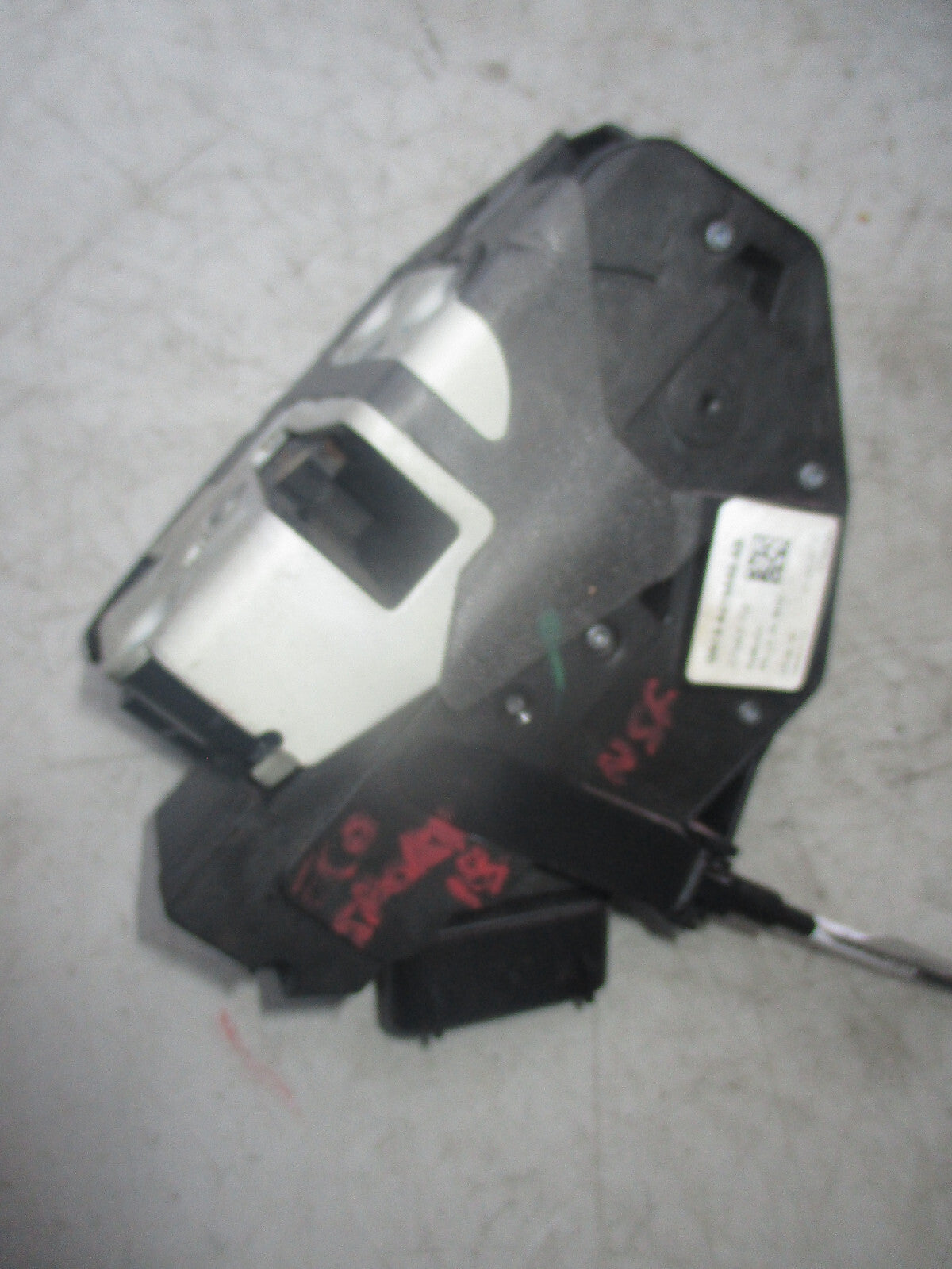 FORD ECOSPORT 2018 NSF PASSENGER SIDE FRONT 5 DOOR LOCK MECHANISM GN15A219A65AB