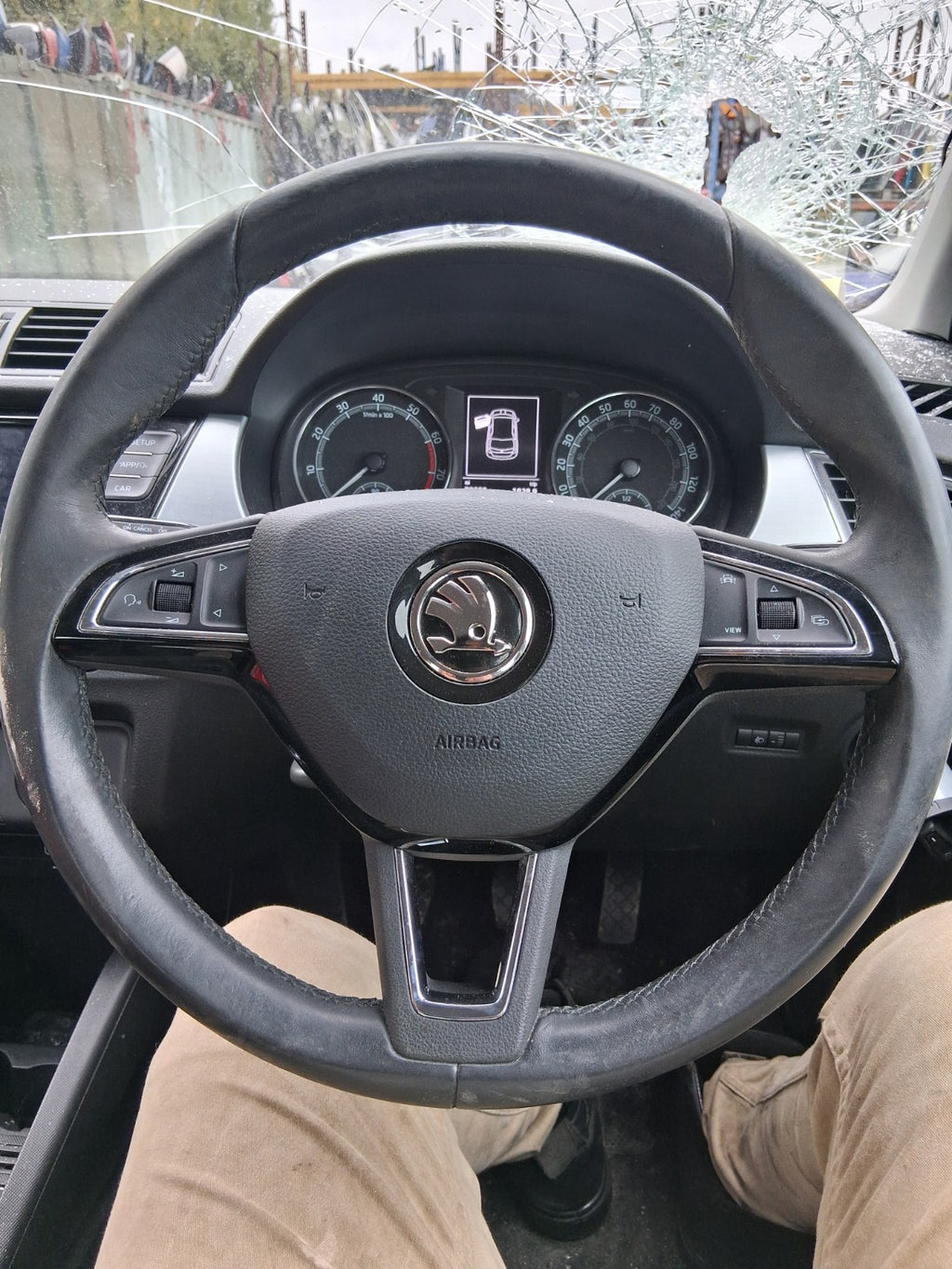 2019 SKODA FABIA MK3 NJ MULTIFUNCTIONAL STEERING WHEEL WITHOUT AIRBAG BLACK