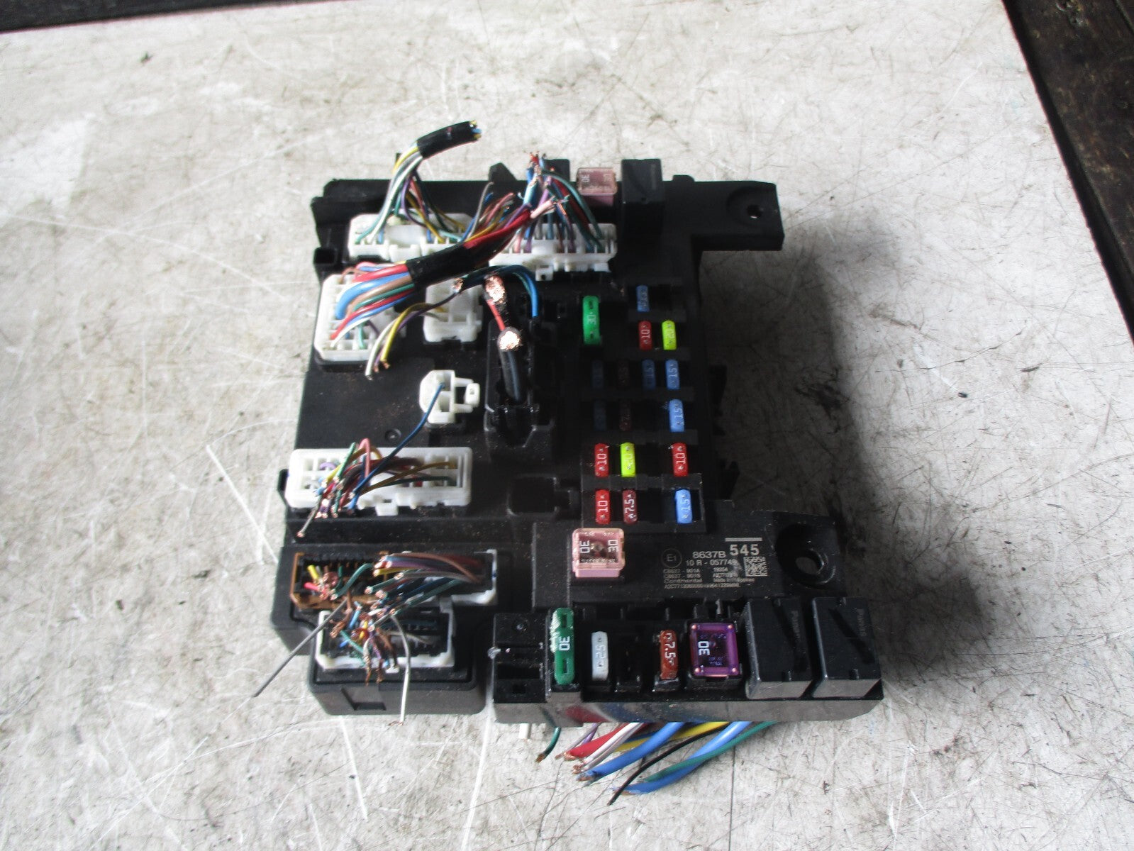 MITSUBISHI ASX 2020 FUSE RELAY JUNCTION BOX 8637B545