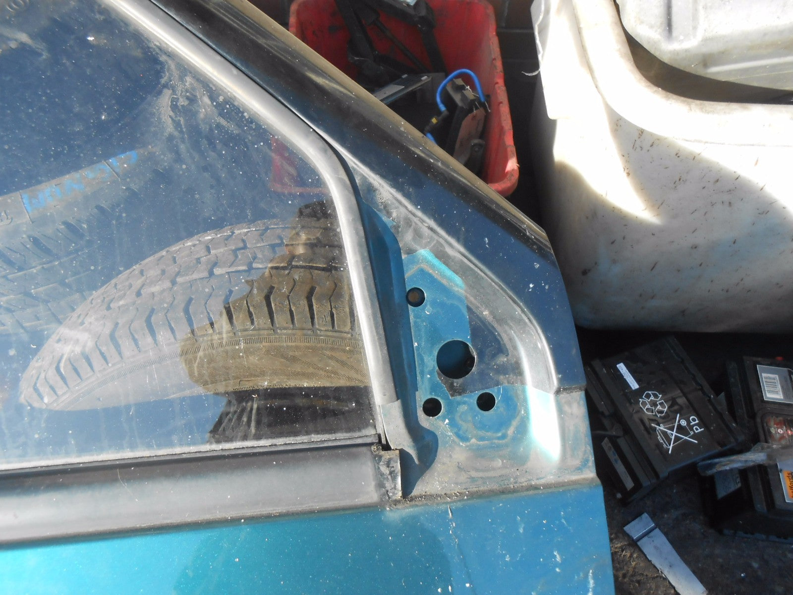 NISSAN SERENA C23 (MK1) 1994 OSF DRIVER SIDE FRONT COMPLETE DOOR GREEN