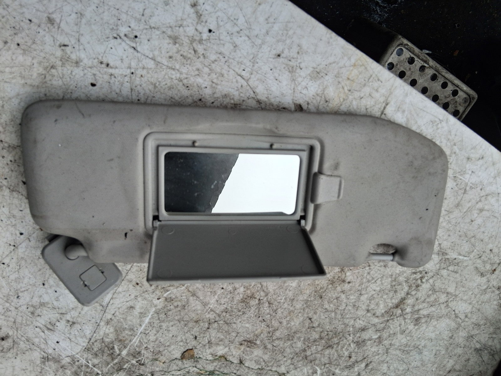 2021 CITROEN C3 MK3 OSF DRIVER SIDE FRONT RIGHT SUN VISOR SHADE