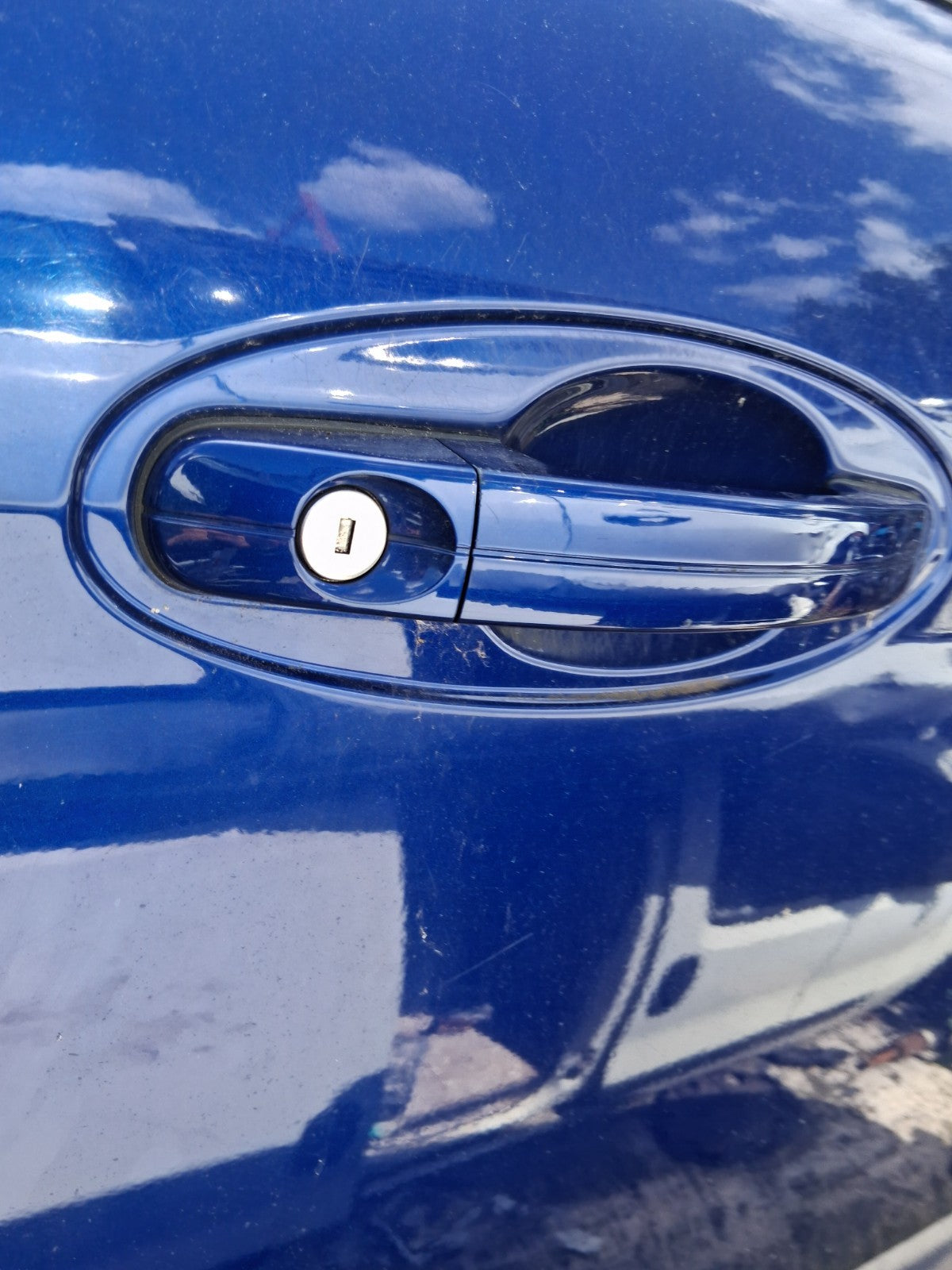 2015 FORD GRAND C MAX MK2 OSF DRIVER SIDE FRONT EXTERIOR DOOR HANDLE BLUE