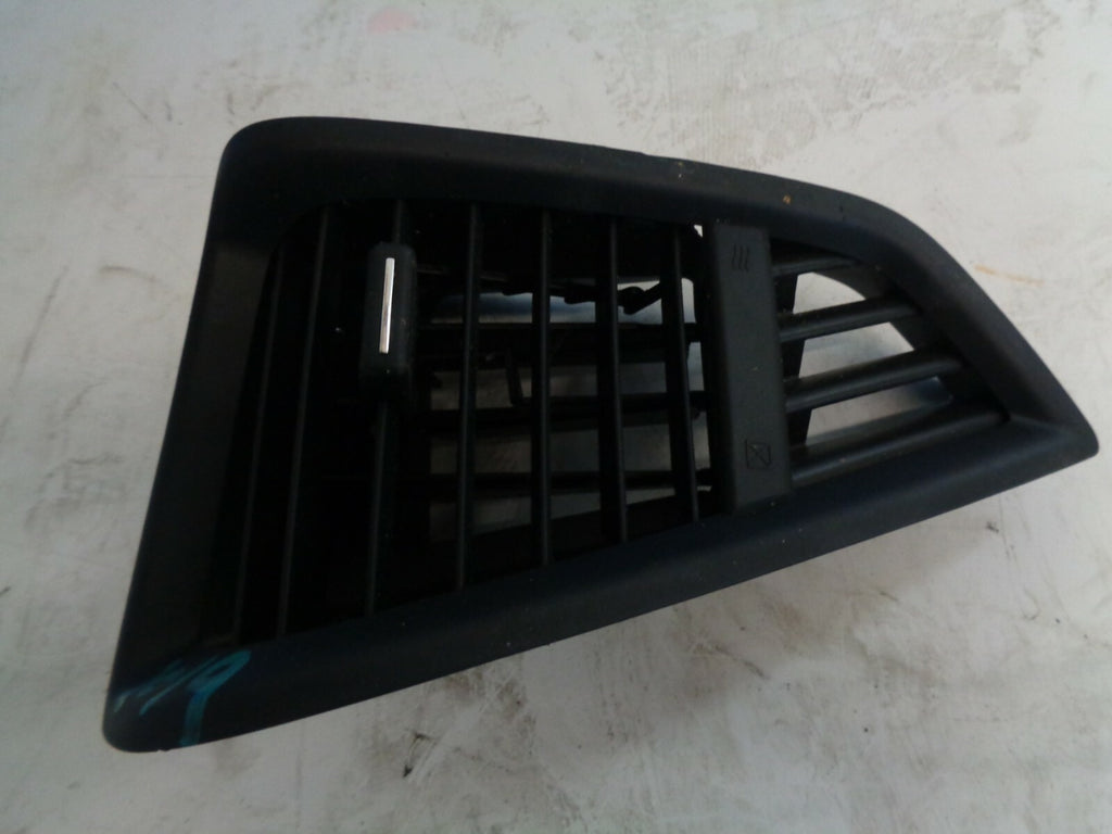 FORD ECOSPORT 2019 5DR OS DRIVER SIDE AIR  VENT GN15N018B08