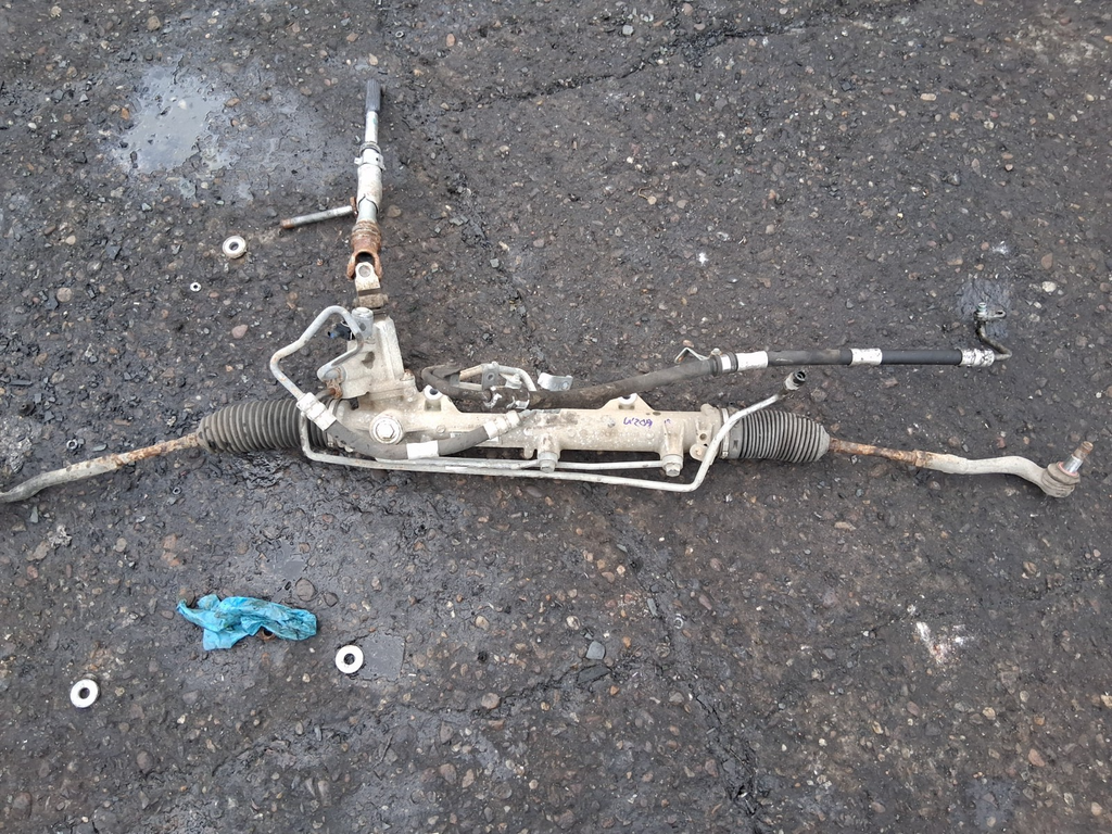 2015 MERCEDES C CLASS W204 POWER STEERING RACK A20411011018