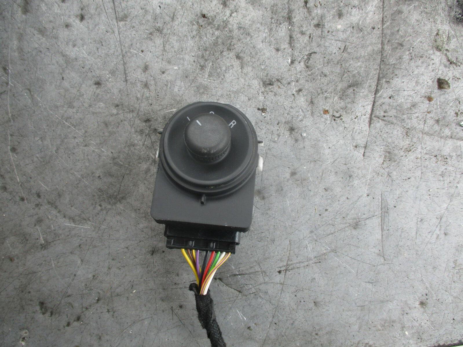 VAUXHALL ASTRA J MK6 WING MIRROR CONTROL SWITCHES 13271827