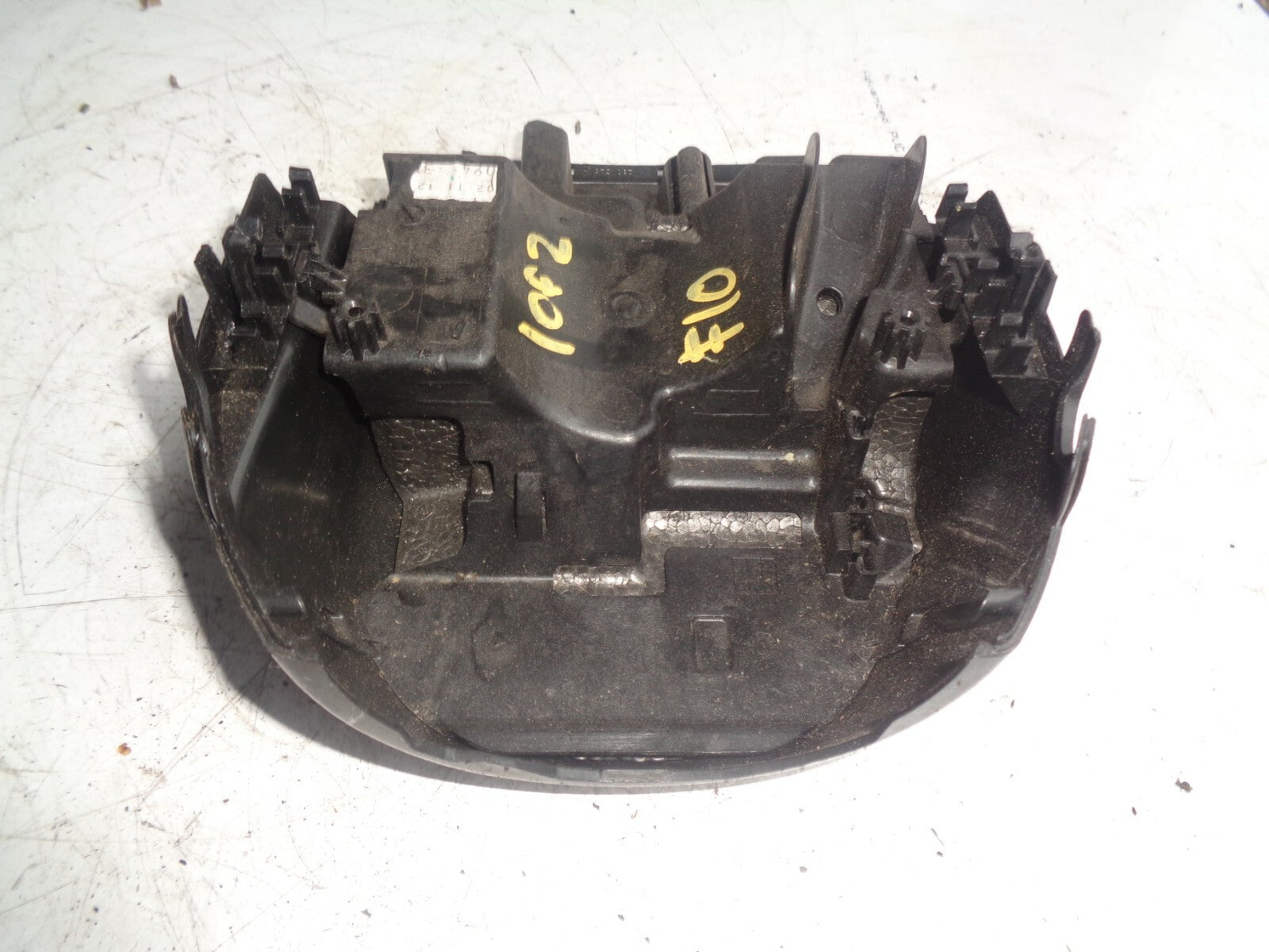 BMW 5 SERIES F10 2012 STEERING WHEEL COLUMN TRIM 9219804