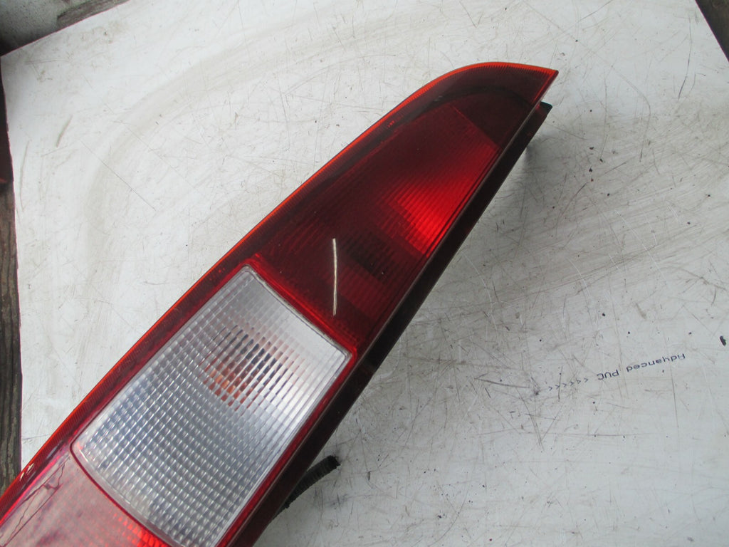 CITY ROVER CITYROVER 2004 NSR PASSENGER SIDE REAR BRAKE TAIL LIGHT CLUSTER