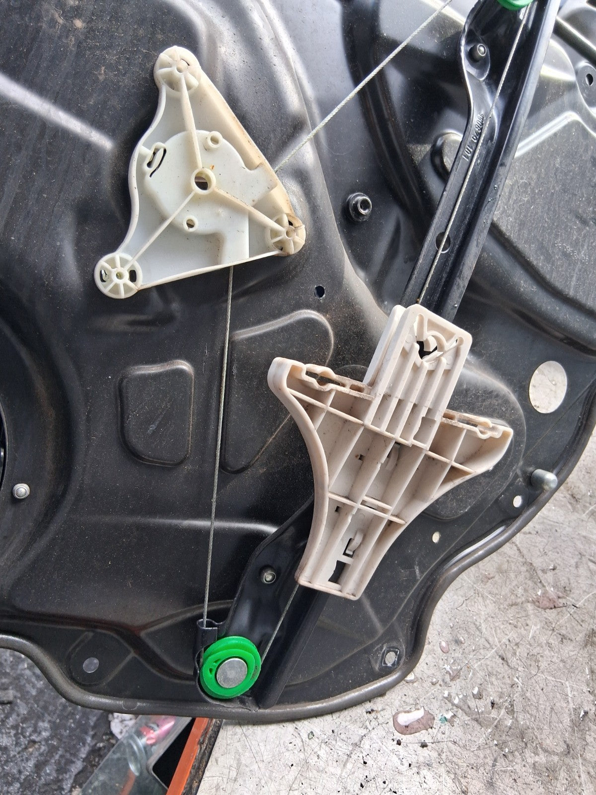 2006 VOLKSWAGEN PASSAT B6 NSR PASSENGER SIDE WINDOW MOTOR REGULATOR 3C4839755H