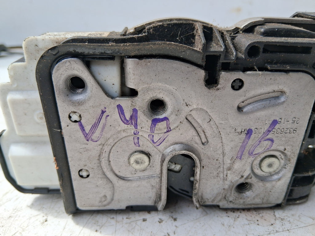 2016 VOLVO V40 OSF DRIVER SIDE FRONT DOOR LOCK MECHANISM 31440392