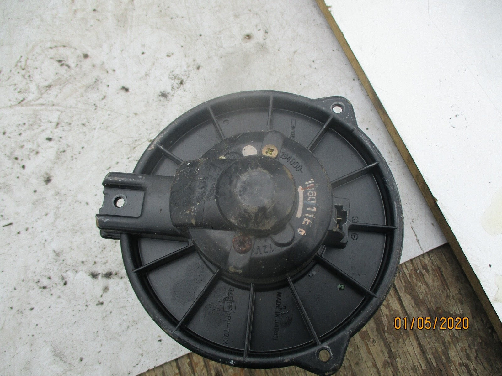 HONDA JAZZ MK1 HEATER BLOWER MOTOR 194000-1060