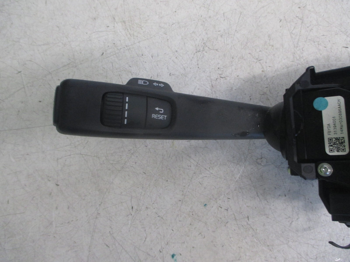 VOLVO V40 2014 WIPER INDICATOR STALK SWITCH SQUIB CONTROLS
