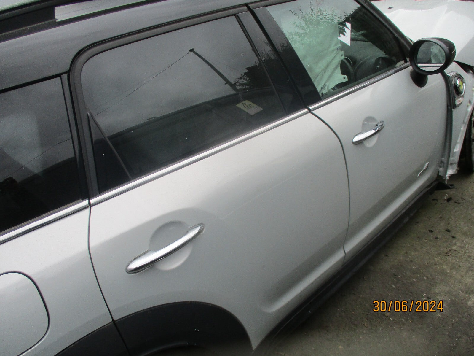 BMW MINI COUNTRYMAN F60 2021 OSR DRIVER SIDE REAR BARE DOOR WHITE SILVER A62