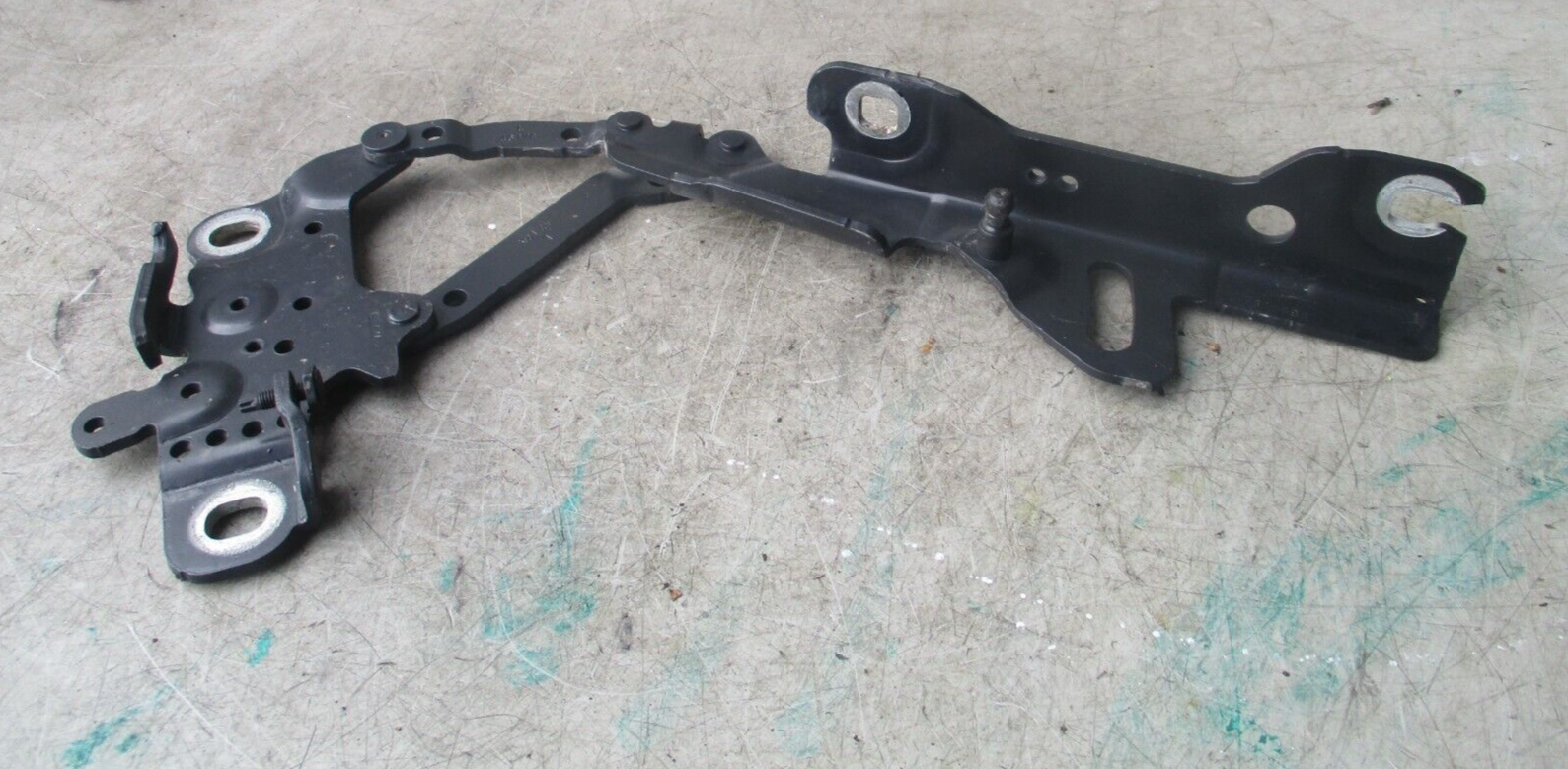 2013 BMW 3 SERIES NSF PASSENGER SIDE FRONT BOTH BONNET HINGES 7336699