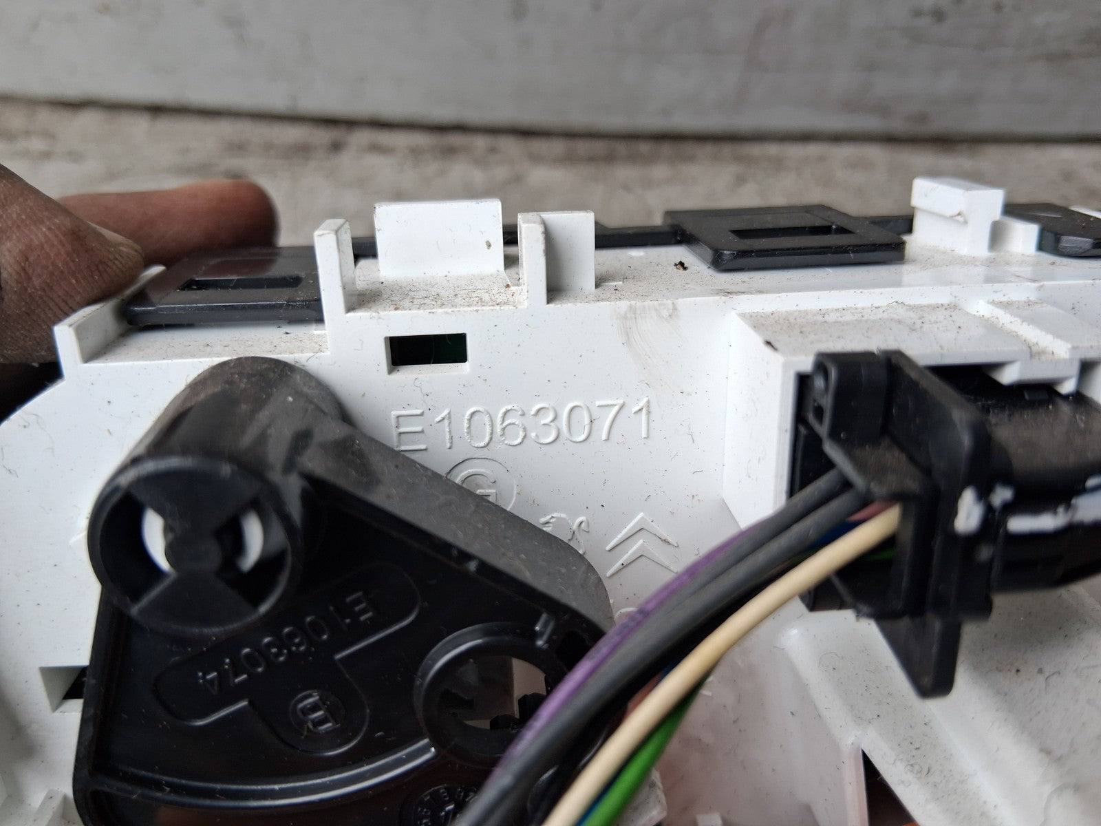 2012 PEUGEOT 208 AC HEATER CLIMATE CONTROL SWITCH PANEL