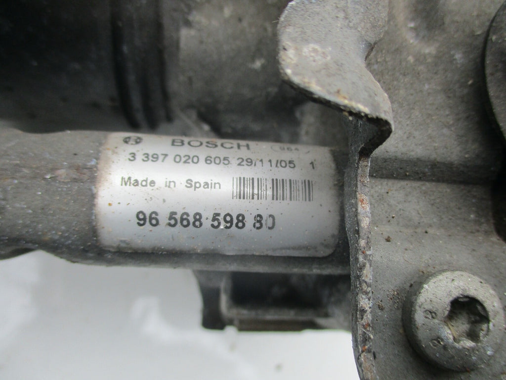 PEUGEOT 407 COUPE 2006 OSF DRIVER SIDE FRONT WIPER MOTOR 3397020605 9656859880