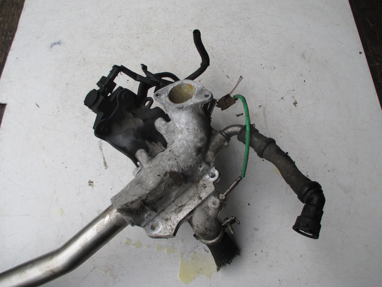 RENAULT CLIO MK4 2015 1.5 DIESEL GAS RECIRCULATION EGR VALVE HOUSING 147173974R
