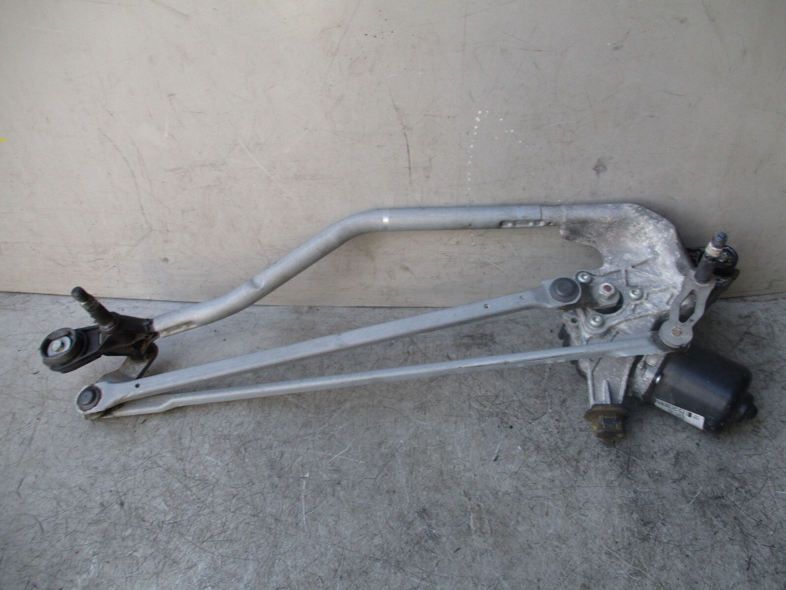 2018 CITROEN CACTUS C4 MK1  FRONT WINDSCREEN WIPER MOTOR LINKAGES 9801001180