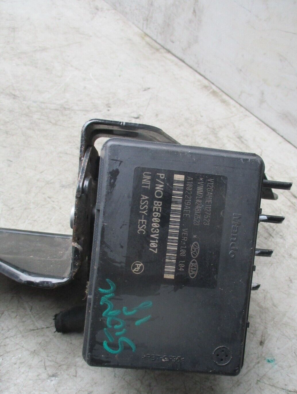 2018 KIA STONIC ABS PUMP AND CONTROL MODULE UNIT BE6003V107