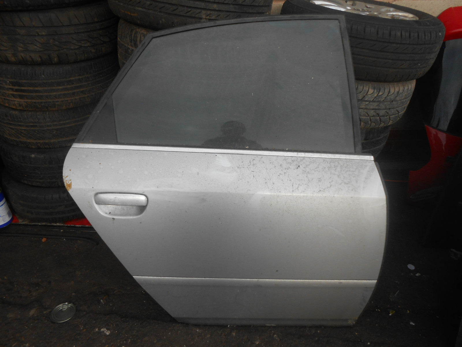 AUDI A6 C5 4B (MK2) SALOON 2000 OSR DRIVER SIDE REAR DOOR COMPLETE SILVER