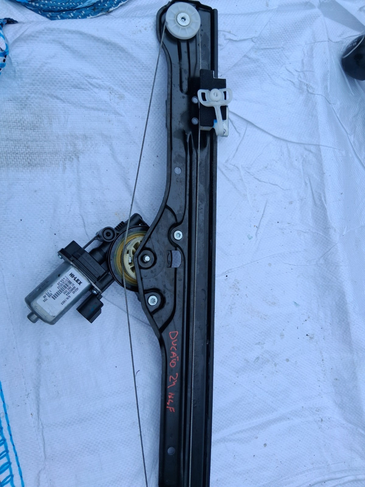 2024 FIAT DUCATO MK3 NSF PASSENGER SIDE FRONT WINDOW MOTOR REGULATOR 46862304