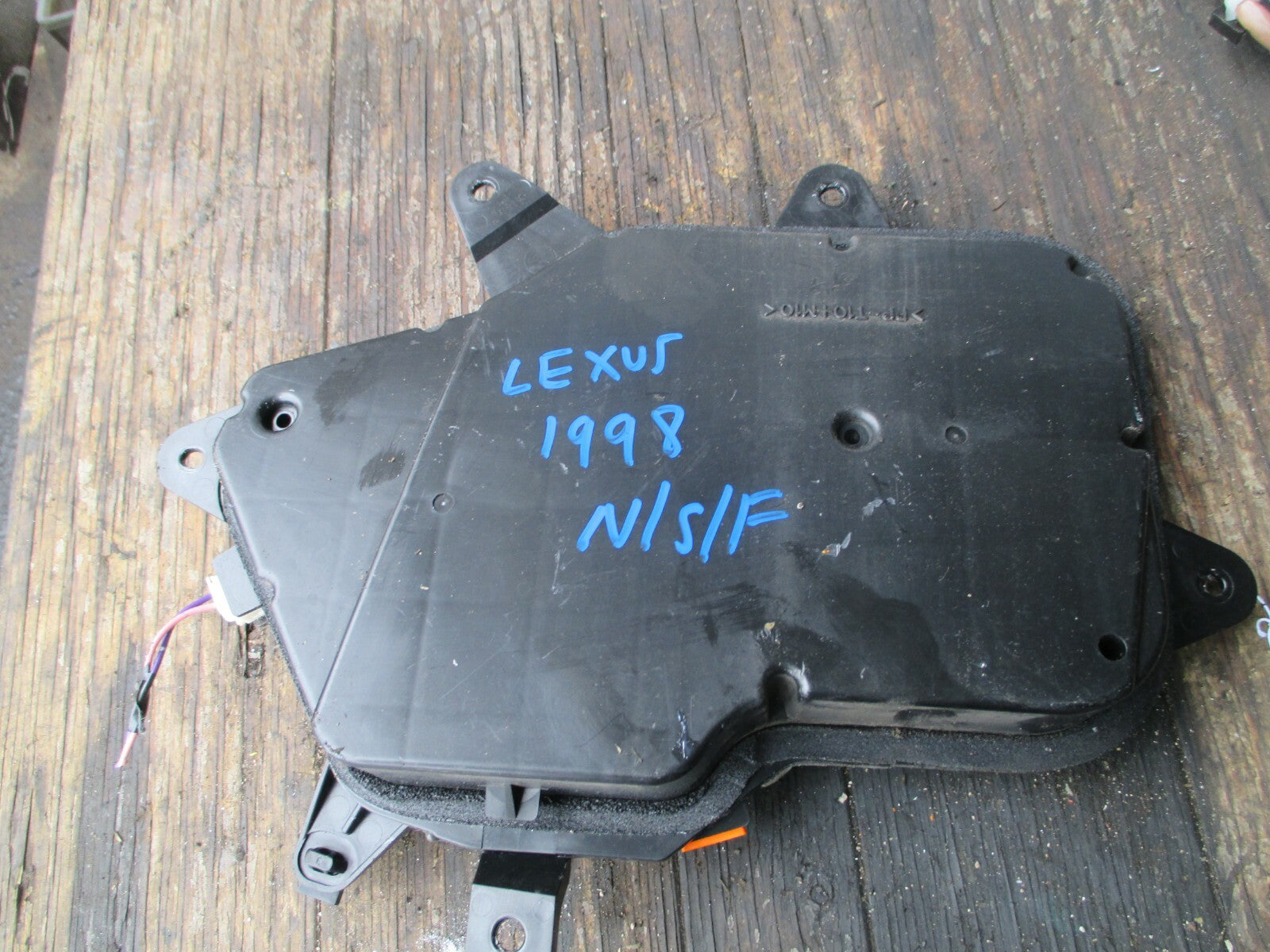 LEXUS GS300 1998 MK2 NSF FRONT PASSENGER SIDE DOOR SPEAKER 8615030300