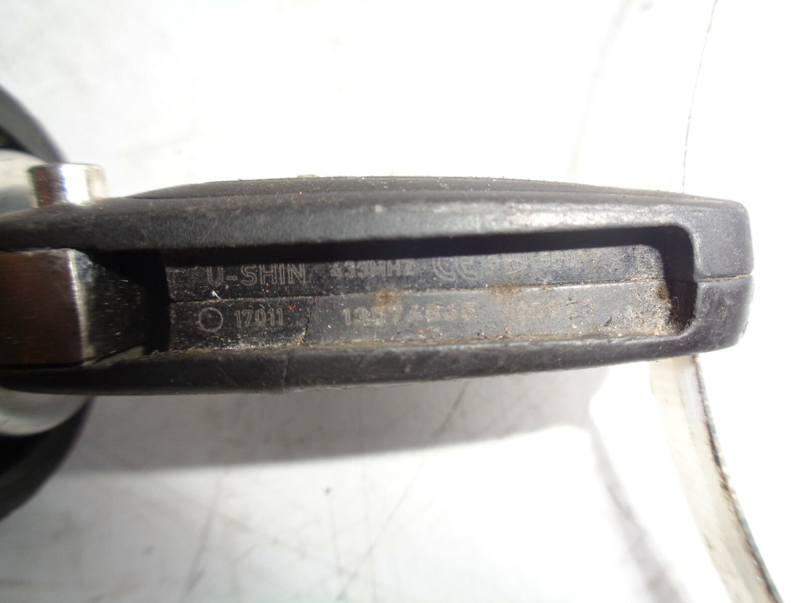 VAUXHALL VIVA MK4 2017 KEY AND IGNITION BARREL 13574865