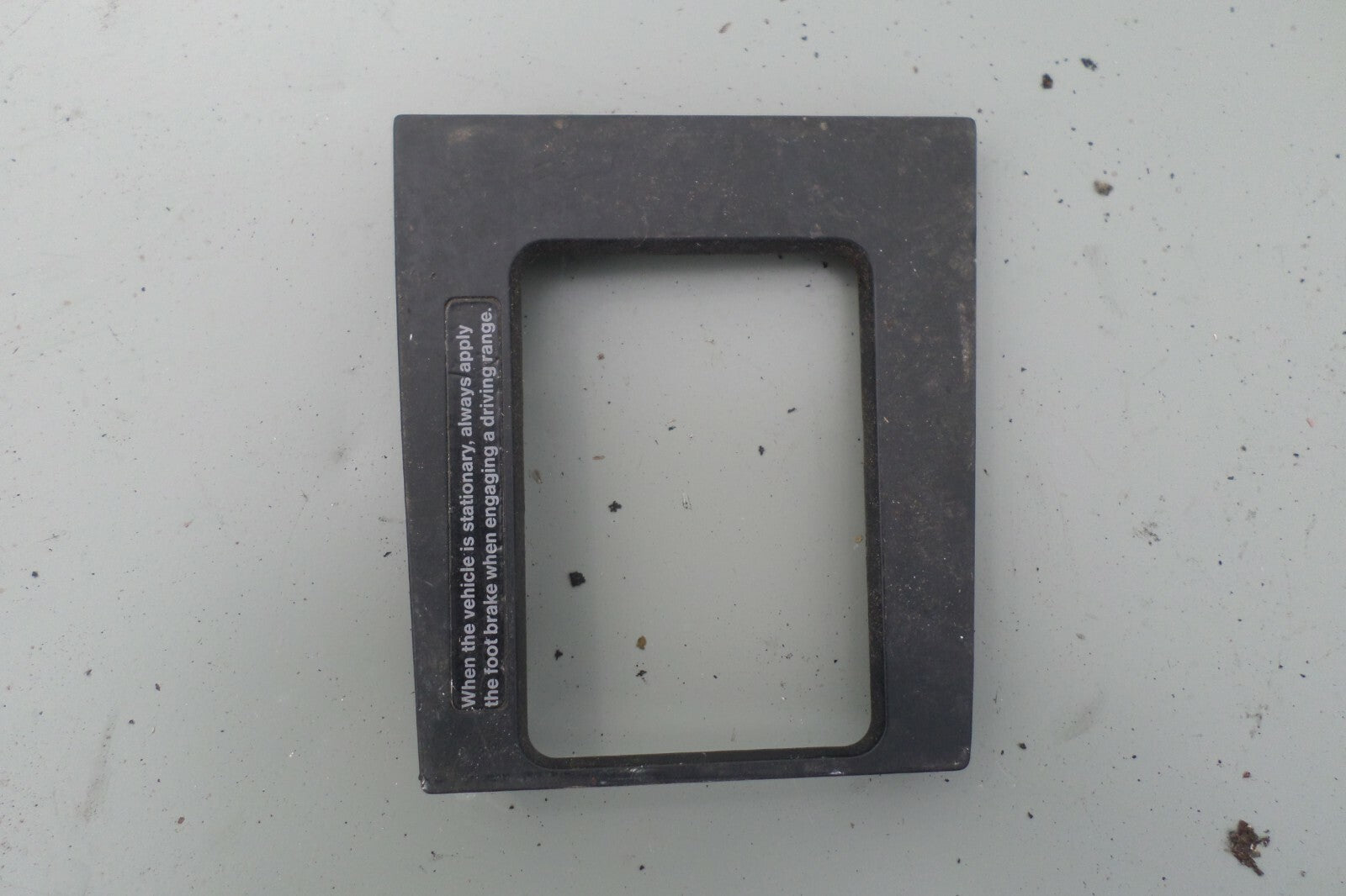 AUDI 100 C4 SWITCH GEAR LEVER SURROUND FRAME COVER 4A0863269D BLACK PLASTIC