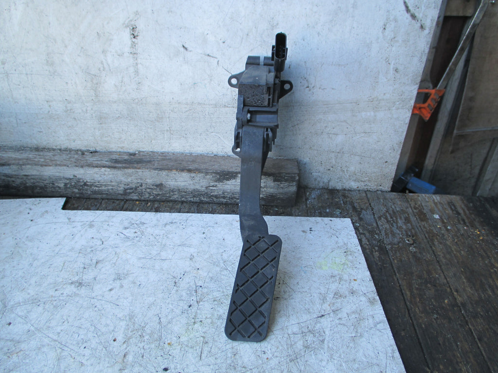SKODA FABIA 2017 MK3 ACCELERATOR THROTTLE PEDAL 6C2723503B