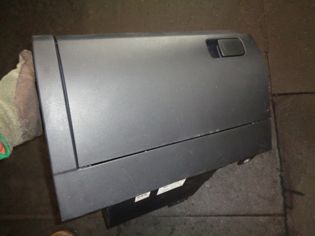 VW VOLKSWAGEN POLO 2014 6R PASSENGER FRONT GLOVEBOX STORAGE COMPARTMENT