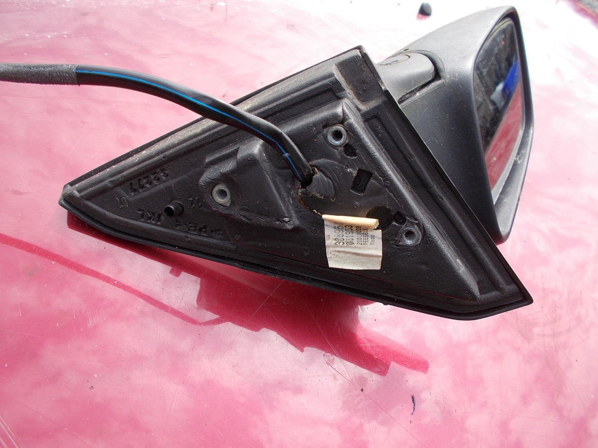 VOLVO S40 OS/ DRIVER SIDE ELECTRIC WING MIRROR 0117373