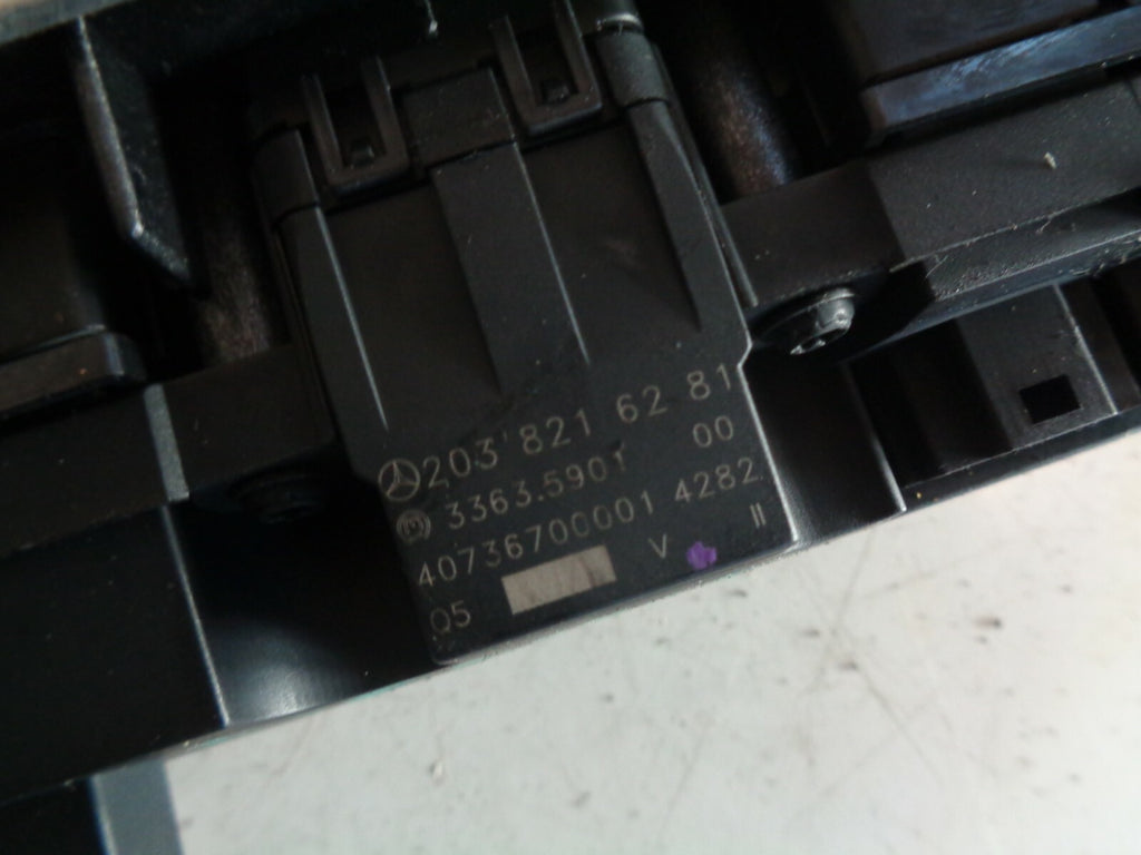 MERCEDES BENZ C CLASS 2005 W203 SEAT HEATING & HAZARD SWITCHES A2038216281