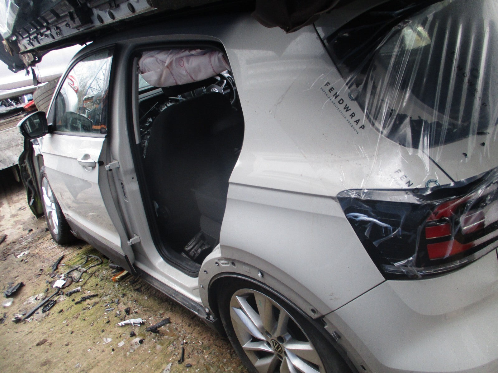 2023 VW VOLKSWAGEN T CROSS NSR PASSENGER SIDE REAR QUARTER PANEL CUT SECTION