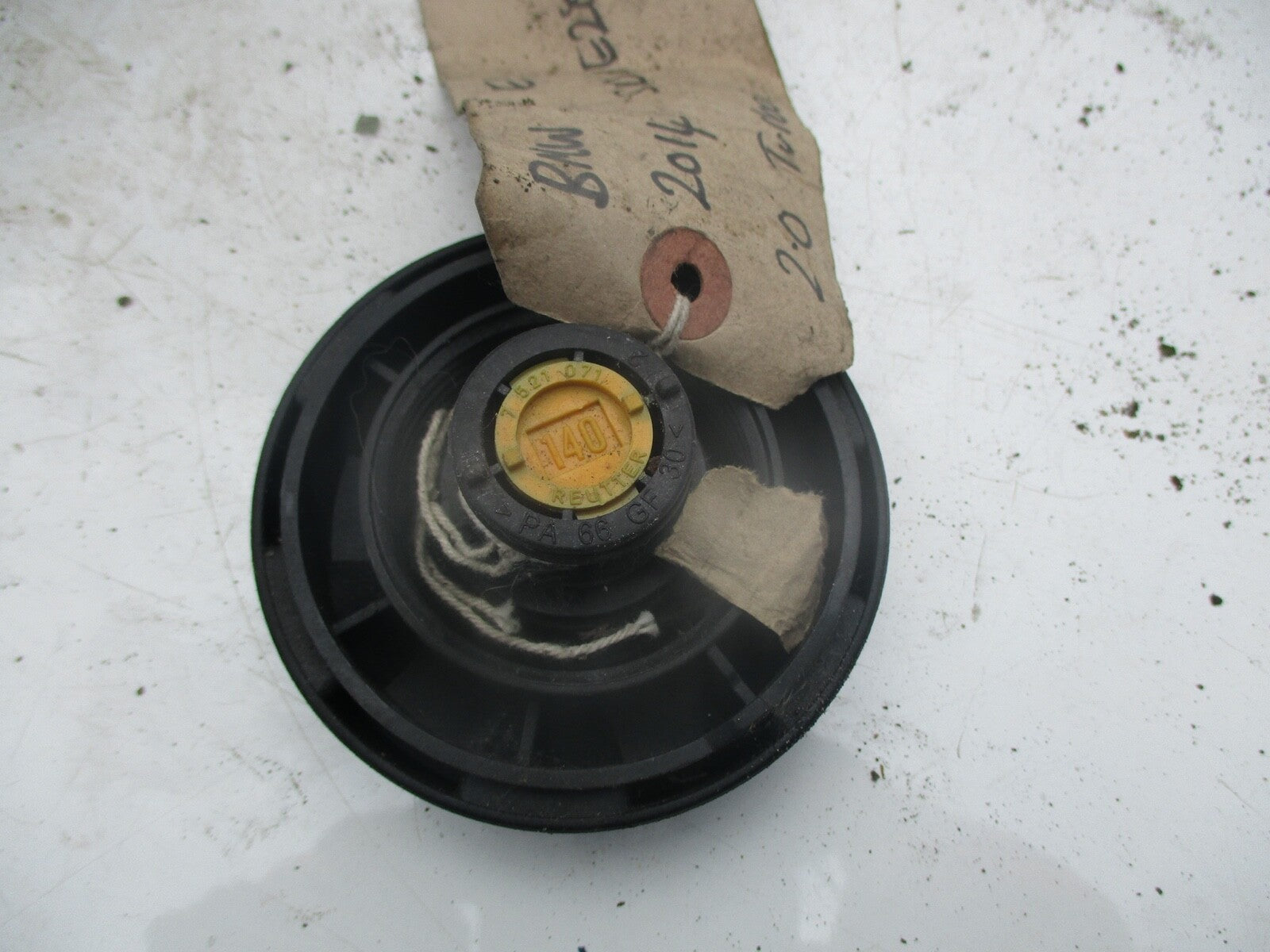 BMW Z4 E89 (MK2) 2014 2.0 TURBO FUEL FILLER LID