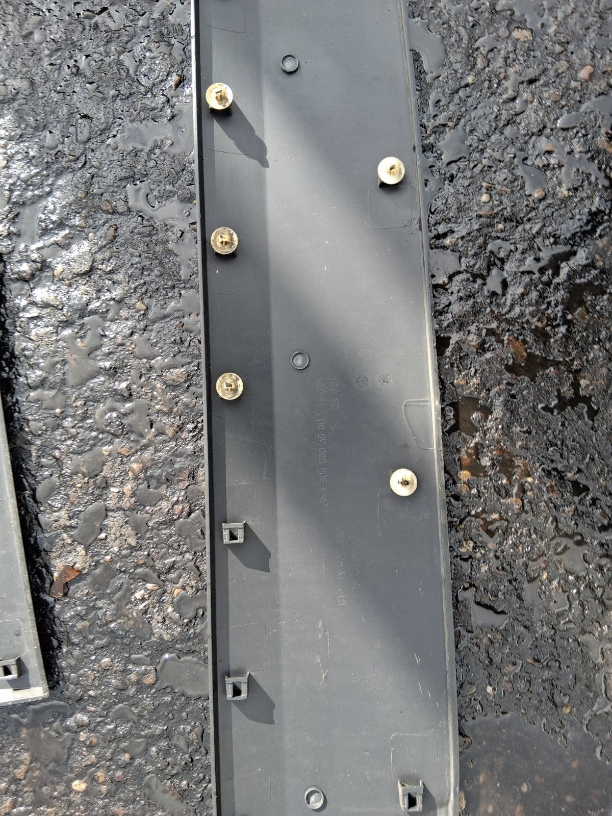 2016 MERCEDES SPRINTER W906 OSR DRIVER SIDE REAR TRIM MOULDING A9066903500