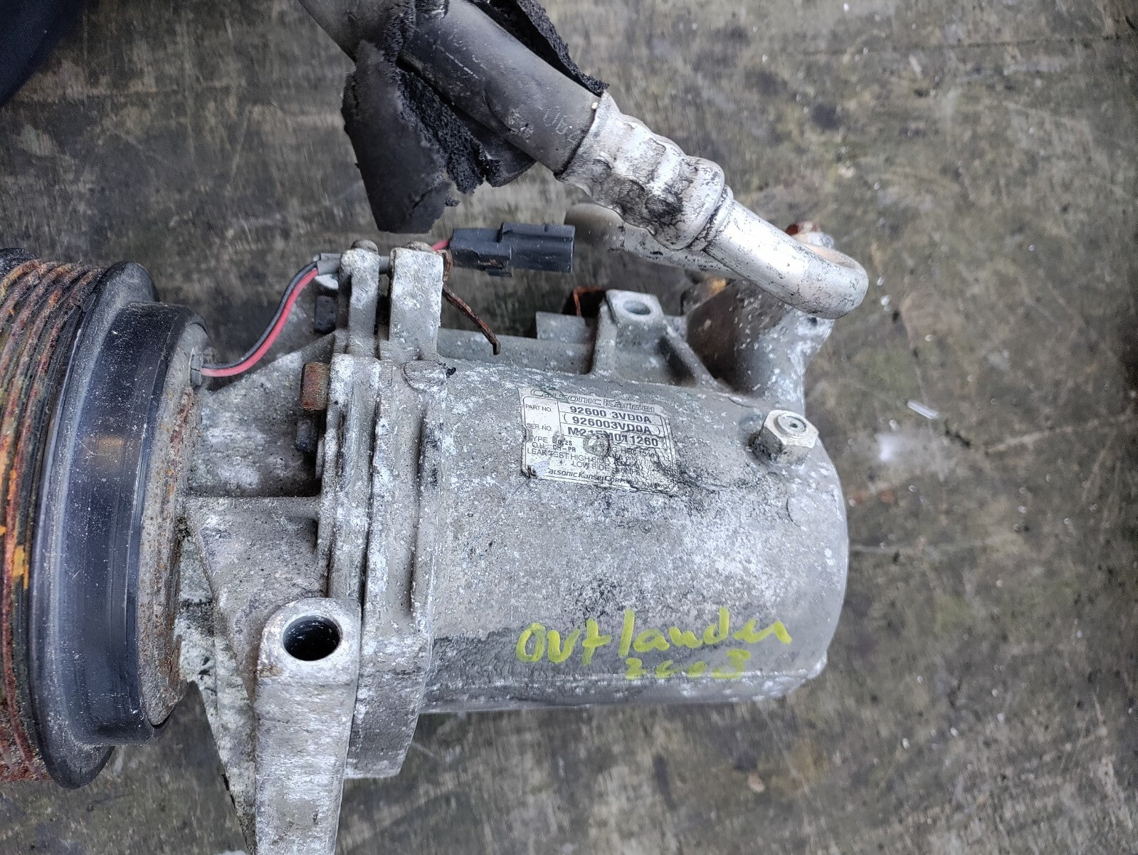 2008 MITSUBISHI OUTLANDER 2.2 DIESEL  A/C AIR COMPRESSOR PUMP 926003VD0A