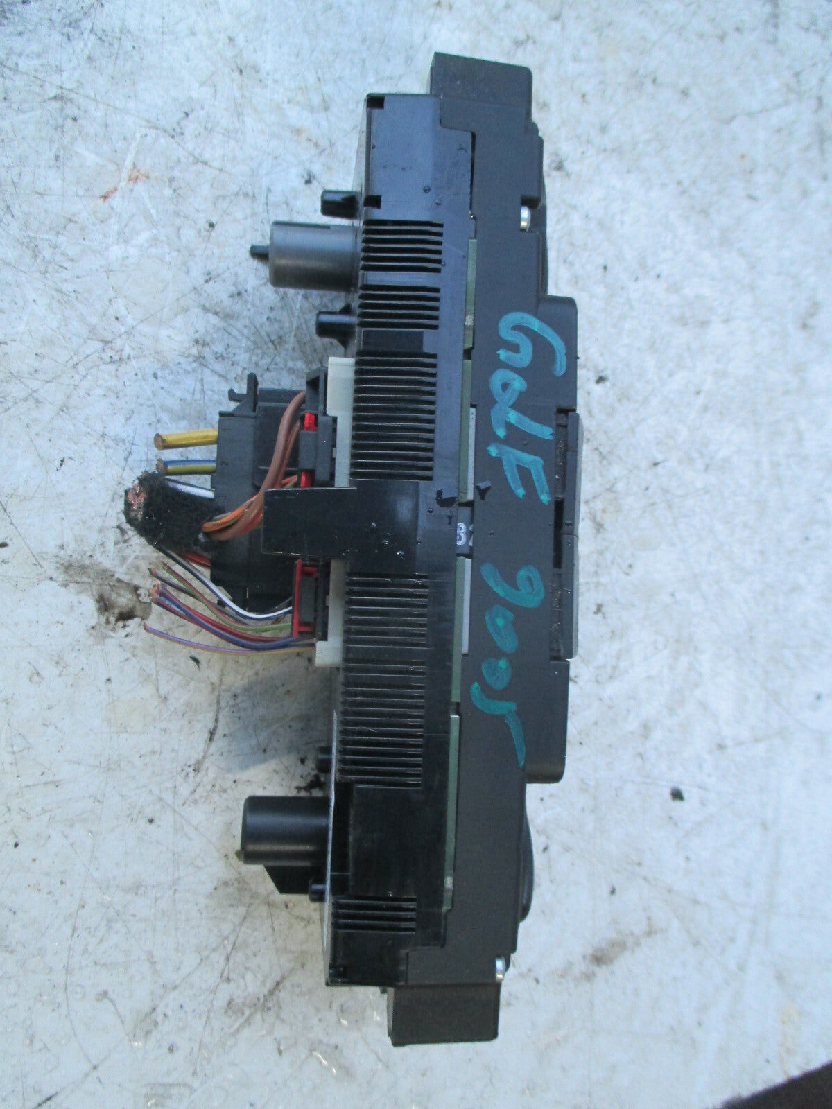 VOLKSWAGEN VW GOLF MK5 2005 AC AIR CON HEATER CONTROL PANEL